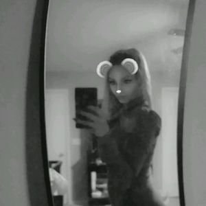 Meet your Posher, Veronica